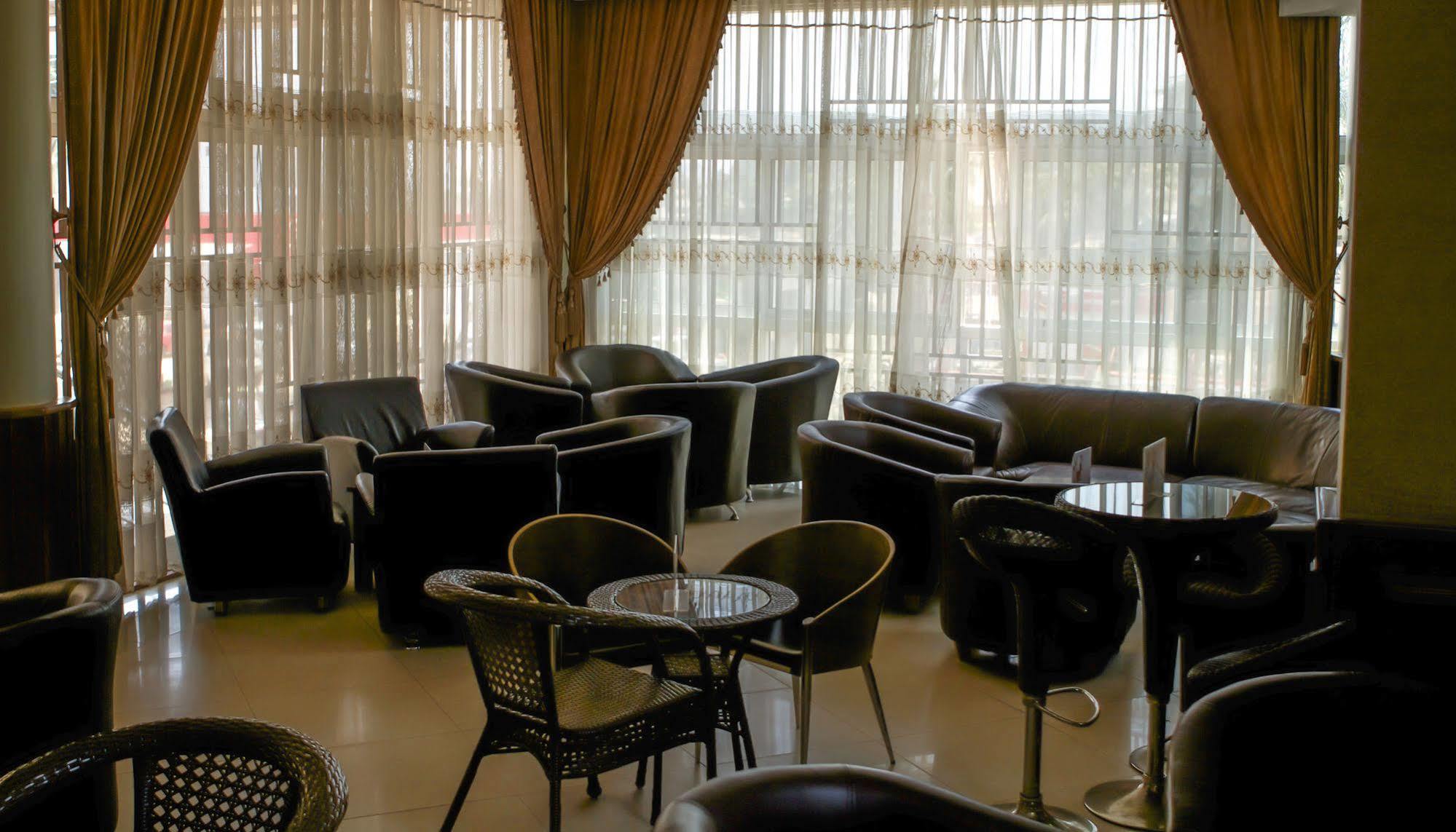 Hotel Sojovalo Καμπάλα Εξωτερικό φωτογραφία