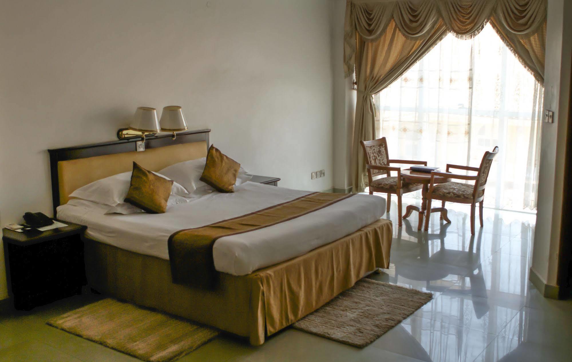 Hotel Sojovalo Καμπάλα Εξωτερικό φωτογραφία